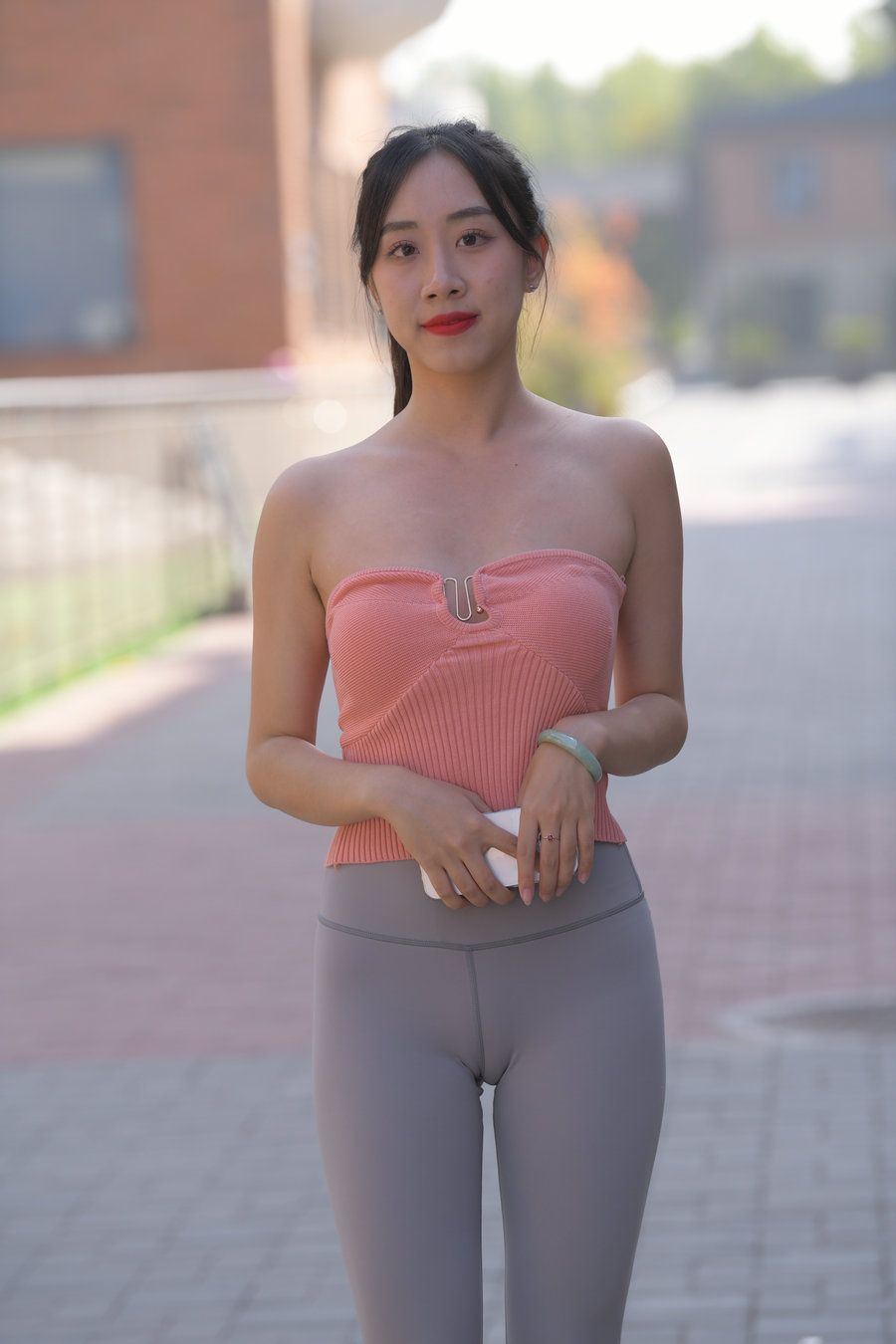 图片[1]-灰色瑜伽裤女孩J4905 522P1V-25.8GB-学妹图库