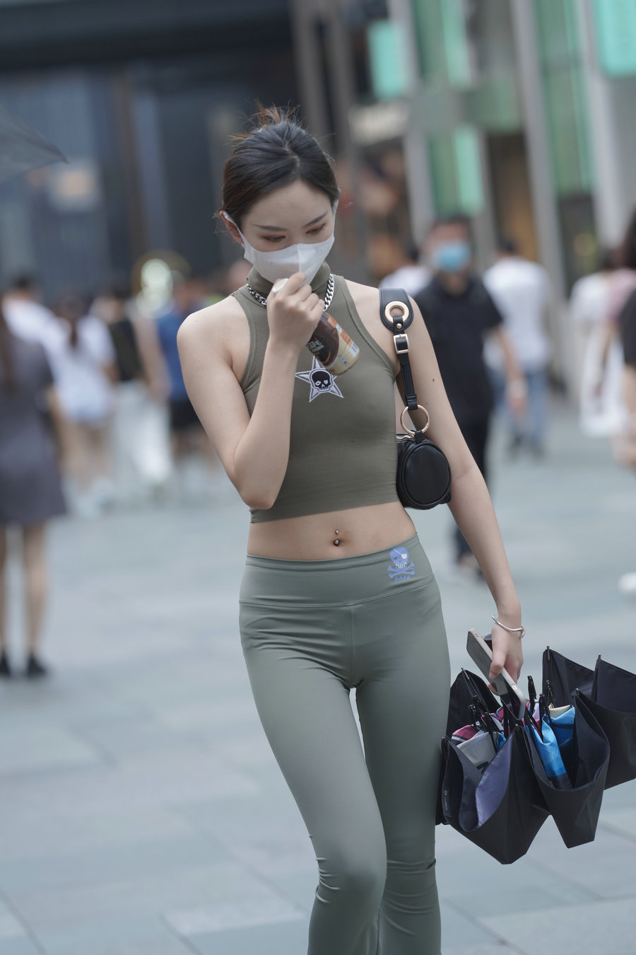 图片[1]-戴口罩的瑜伽裤小女人J3557 133P-1.43GB-学妹图库