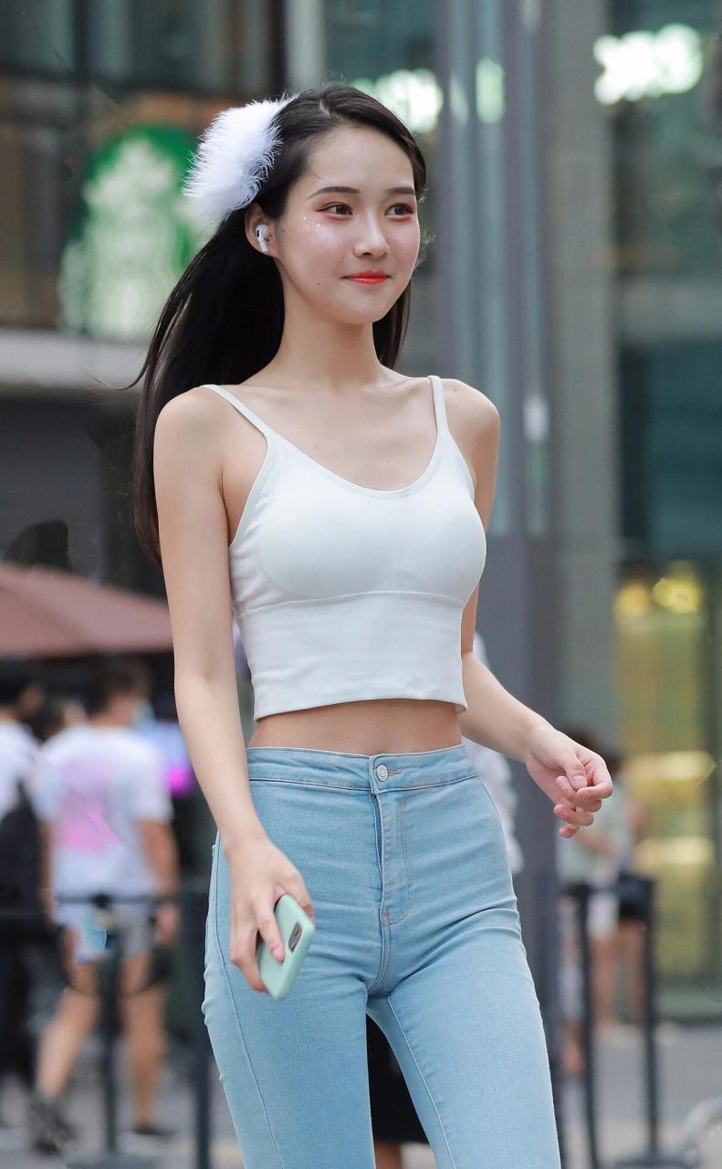 图片[1]-非常漂亮的牛仔裤女孩 J2144 98P1V-1.92GB-学妹图库