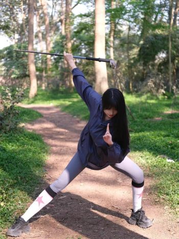 图片[2]-爱爬山的瑜伽裤MM，太甜美了！~-学妹图库